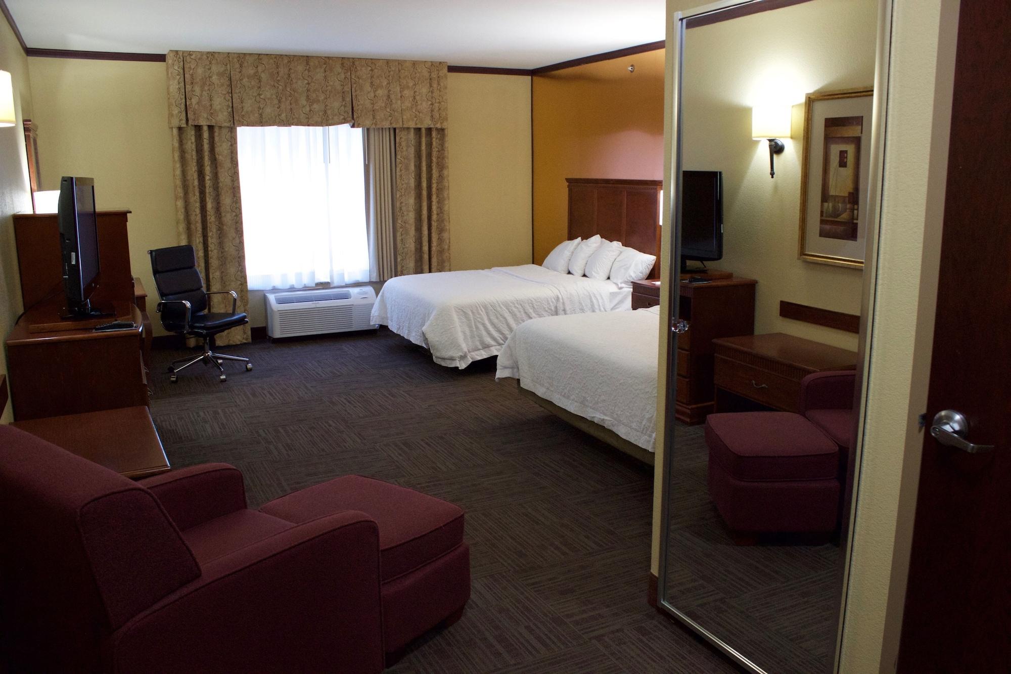 Hampton Inn Seguin Exterior photo
